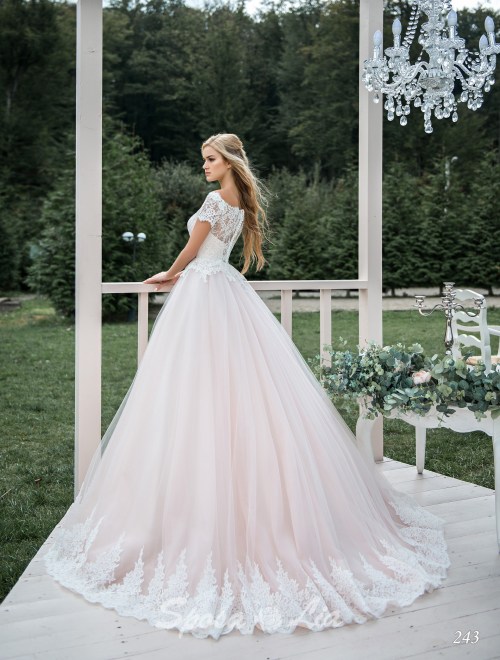 https://www.sposa-lia.com/images/stories/virtuemart/product/243       (3).jpg